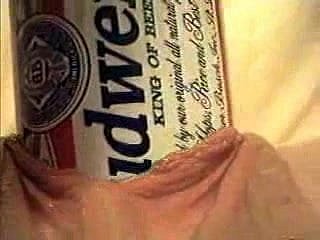 L'insertion d'objets Advanced En utilisant une Budweiser Beer Prat